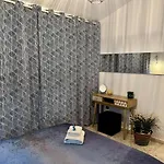 Fatcow House 43 * ラルナカ