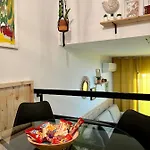 Apartment Fatcow House 43 *