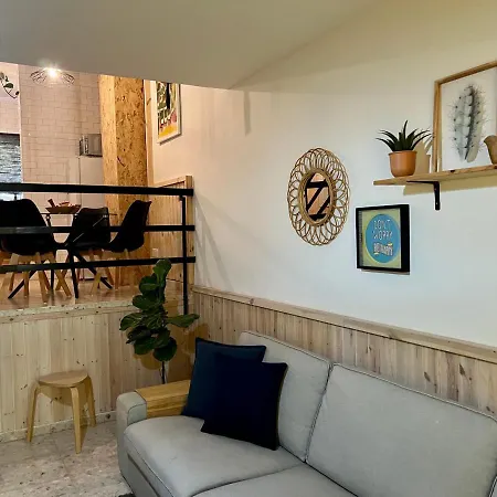 Апартаменты Fatcow House 43